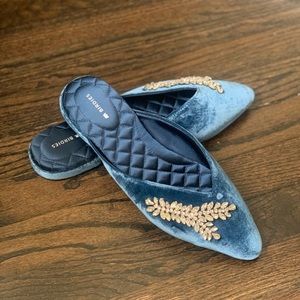 Birdies The Swan Slides in Jeweled Ocean